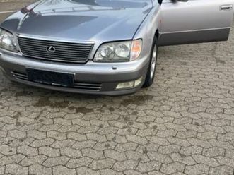 lexus ls 400 4.0 v8 auto -
