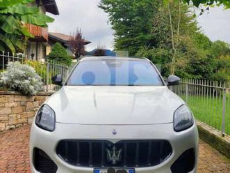 3.0 v6 trofeo primaserie 530cv auto