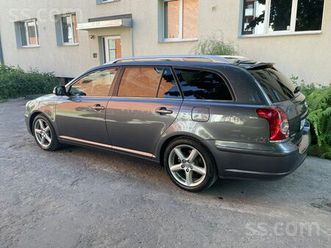 toyota avensis, cena 3 650 €. auto neprasa papildus ieguldijumus. kāds maza bukte, salonā uztaisītas. - sludinājumi