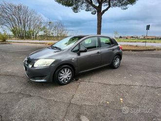 auris 1.4 d4d solo km 79900