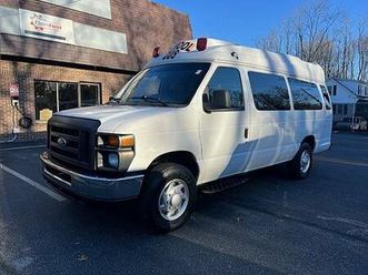 2014 ford e-350 super duty 7d wheelchair van