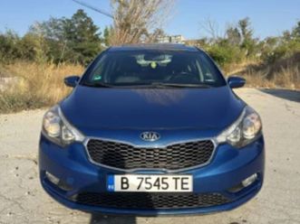 kia forte ≫ 2015 • 8 300 eur • id