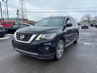 nissan pathfinder * 4x4 * carfax * без първоначална вноска
