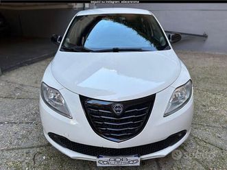 lancia ypsilon gpl - unico proprietario