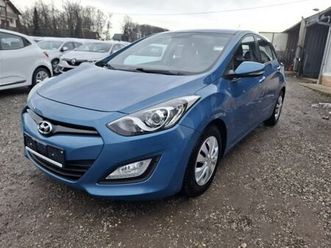 hyundai i30 1,4 crdi*trend*klima*park.senzori*, 2012 god.