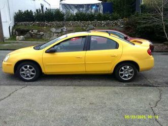 2004 dodge neon 4-dr low miles automatic sun roof over looked