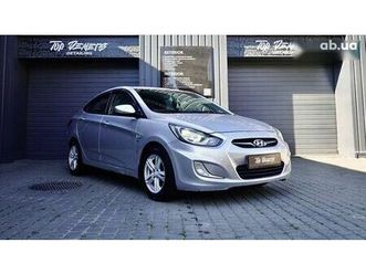 hyundai accent 2011