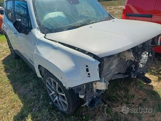 auto incidentata anno 2019 jeep renegade 1.0 t3 lo
