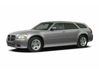 used 2005 dodge magnum se