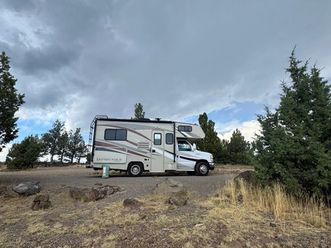 2016 ford f-450 e350 super duty cutaway van