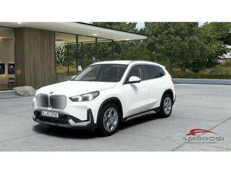 bmw ix1 edrive20-special edition xline premium p