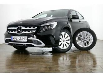 mercedes-benz gla 180 cdi*2*8xbereift*kamera*sitzhz. uvm.
