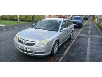 vauxhall vectra 1.8 litre petrol manual with long mot till end of november 2026