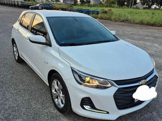 hatch premier 1.0 12v tb flex aut. 4p