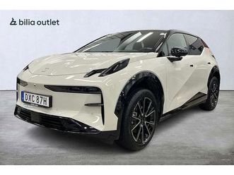 zeekr x long range 66 kwh 272hk drag navi 360u00b0 panoramatak carplay 2023 brun