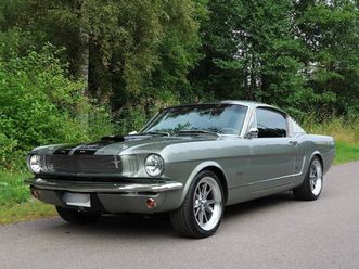 ford mustang fastback restomod 1965