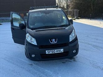 peugeot expert teepe 9 seater minibus / van / camper conversion