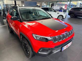 jeep compass 2 1.3 turbo t4 240 4xe atx overland hybride rechargeable de 2025 sur strombeek-bever (1853) | spoticar