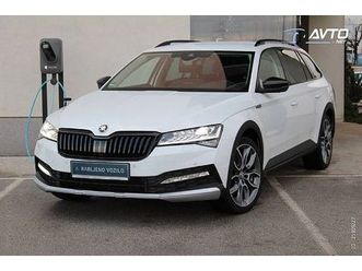 škoda superb 2.0 tdi scout dsg 4x4 147kw acc side ast dcc kam