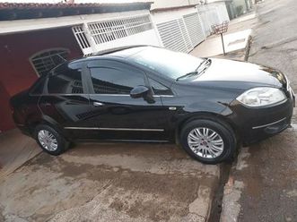 fiat linea essence 1.8 flex 16v 4p 2013