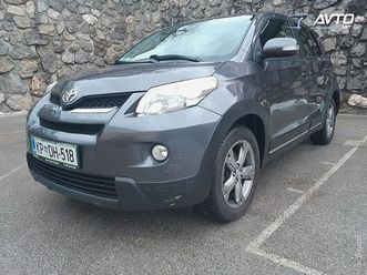 toyota urban cruiser