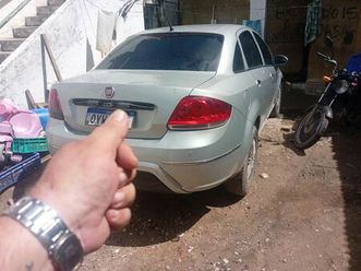 fiat linea essence 1.8 flex 16v 4p 2015