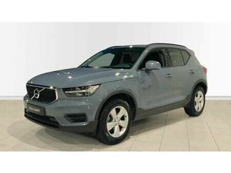 momentum core, t2 manual + navi + park assist voor en achter + camera achter + .