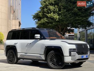 byd yangwang u8 2024