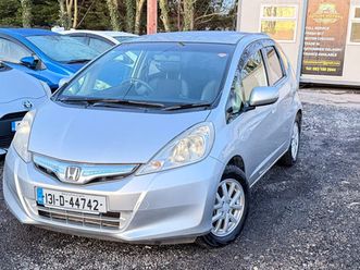 honda fit 2013 automatic hybrid