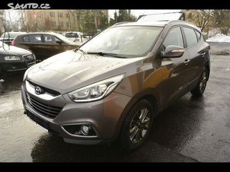 hyundai ix35 2.0crdi 4x4 * at * čr * dph