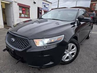 2016 ford taurus police **awd/back up camera/like new & clean title**