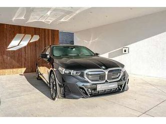 m60 xdrive, m sport, trekhaak, stuurwielverwarm...