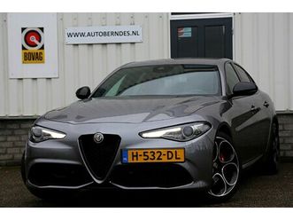 alfa romeo giulia - 2.0 t 280pk awd veloce aut.*nl-auto*perfect onderh.*black pack/sportstoelen leder/stoelver