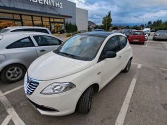 lancia ypsilon 2012 1.2