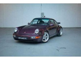 porsche 964 turbo 3.3l *amethyst sur magenta / suivi limpide