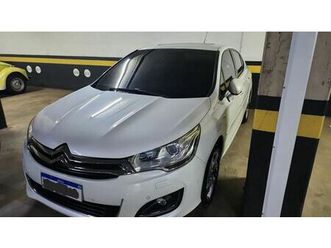 lounge exclusive 1.6 turbo 4p aut.