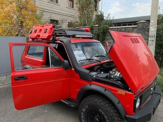 1.7 cossack suv 3dr petrol manual (79 bhp)