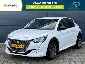 peugeot e-208 ev 50kwh 136pk allure 3 fase | navigatie | climate control | voorverwarming | dab | all season banden