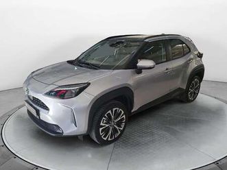 yaris-cross-1-5-hybrid-5p-e-cvt-lounge