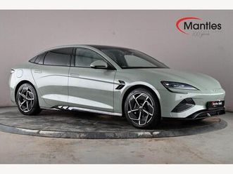 82.5kwh excellence auto awd 4dr