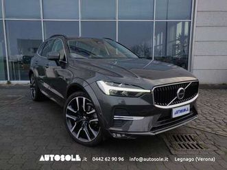 xc60 b4 awd momentum pro automatica