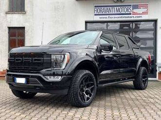 lariat 5.0l v8 4x4 supercrew - black rock