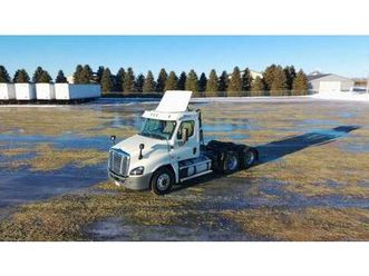 2016 freightliner cascadia day cab | dd13 | manual 10-speed