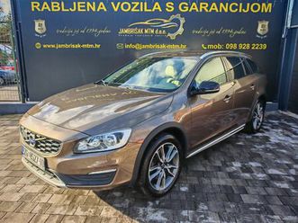 ⭐volvo v60 cross country 2.0 d ◽navi◽veliki servis◽ privat◽odličan⭐, 2016 god.