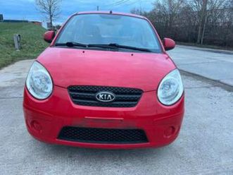 2-kia-picanto-1-1-essence-kia-2ememain