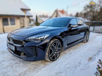 kia stinger 3.3 t- gdi gt 4wd at 269kw366hp a8 za 39 900 €