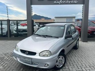 chevrolet corsa 1.6 sedan classic