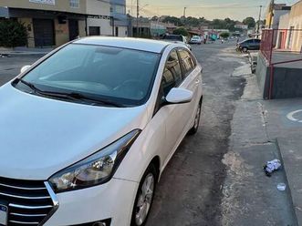 hyundai hb20s c.plus/c.style 1.6 flex 16v mec.4p 2017