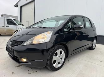 honda jazz 1.4 за търговци!