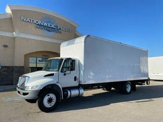 2018-international-4300-diesel-box-truck-240-hp-cummins